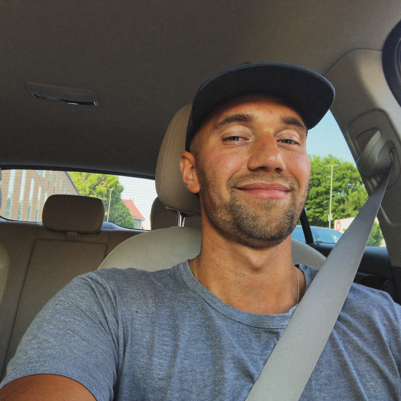 Kunde Auto-Selfie